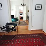 Suite In Imperial Design, Central Location