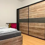 Charming 1Br Apartment Perfect For Long Stays