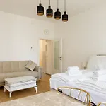 Vienna-Flats | Contactless Check-In