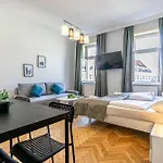 Comfortable 2Br Apt In Vienna, Prime Location