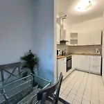 Elegant 2+ 1 Bedroom Apt At Vienna\'S Vibrant 3. District