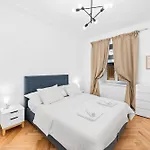 Vienna Chic Residences #Suite 4