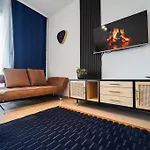 Central Suite