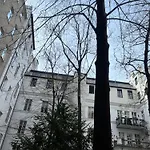 Central Loft Apartment Near Belvedere Castle