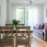 1Br Excellence, Fast To Centre By Hm