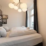 Kai Apartment I Levestate