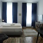 Casa Nostra - Schoene 3-Zimmerwohnung Am Augarten