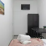 Affordable 5-Br Shared Apartment / Enkplatz U3 Getaway
