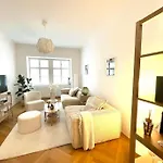 Central Apartment 1010