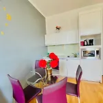 W Apartment - Brigittenau Area Mm28