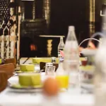 Saint Shermin Bed Breakfast & Champagne