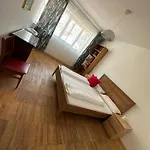 Estera Apartment Top 24