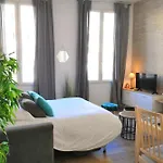 Luxury Suite In Best Location