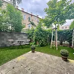 Moebliertes Apartment Mit Terrasse