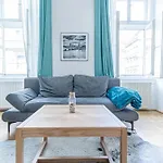 Superior 2Br Apartment - Perfect For Longstays