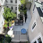 Luxury Stay Vienna