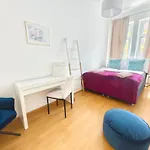 The Rose Apartment - Near Schoenbrunn Palace