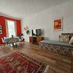 Vienna Palm Apartments