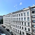 4Youhomes - Cosy & Green Studio In Central Station District