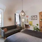 Suesses Apartment Naehe Volkstheater