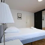 Retro Apartment In The City Center.
