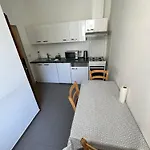Ganzen Unterkunft In 1180 Wien