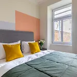 numa - Strauss Apartments