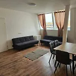 Roof-Top Apartment 25