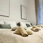 Close To Metro, 10 Minutes To Mariahilferstrasse