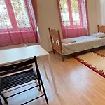 Wohnung Fuer 4 Personen In 1180 Wien