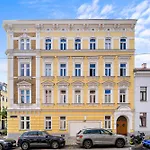 Nur 15 Minuten Ins Zentrum - Neu Renoviert Und Ruhig Gelegen