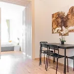 Attractive 2Br Apt Near Akh Ideal For Longstays