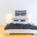 Deluxe 3Br Apt. Wiener Stadthalle - Suitable For Longstays