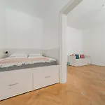 Happy Vienna