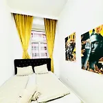 Cozy 9Br Shared Apartment, Only 12Min Walk To Augarten
