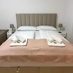 Neu! City Apartment Im Stadtzentrum 4