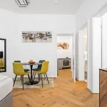 Easy Flat Hernals