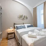 Apartment Luxe