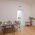 Apartment Luxe