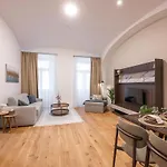 Apartment Luxe