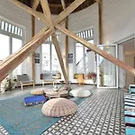 Julius 2 - Duplex Apartment 5 Mins To City Center