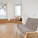Julius 2 - Duplex Apartment 5 Mins To City Center