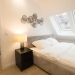 Elegant Apartment For City Lovers L Jos19