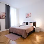 Home Sweet Home - Vienna Central