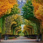 Regal Retreat Intimate Elegance Near Schoenbrunn Palace