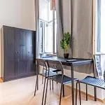 City-Linked 2Br Apartment Near Wiener Stadthalle