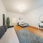 Smart Living Apartments - Alsergrund