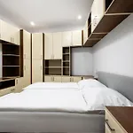 Le David City Apartments 1020