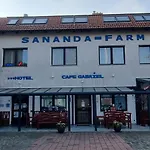 Hotel Sananda-Farm