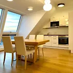 Apartments4You